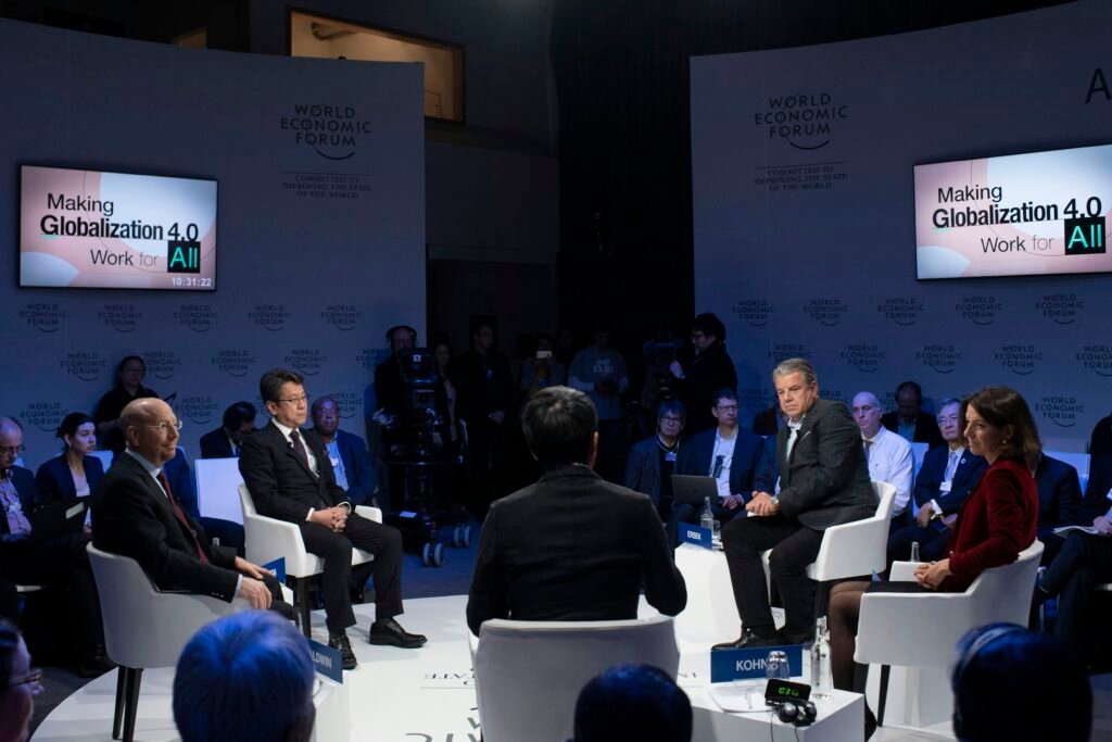 The Fourth Industrial Revolution: Transforming the Arab World